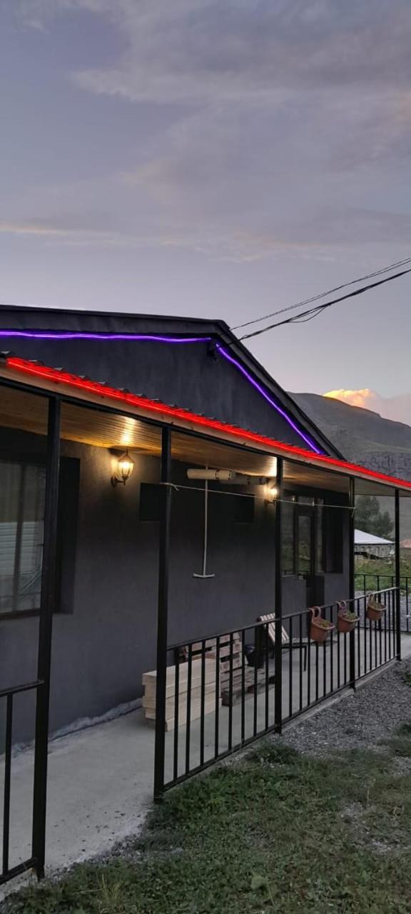 Hotel Nikolozi Kazbegi Esterno foto
