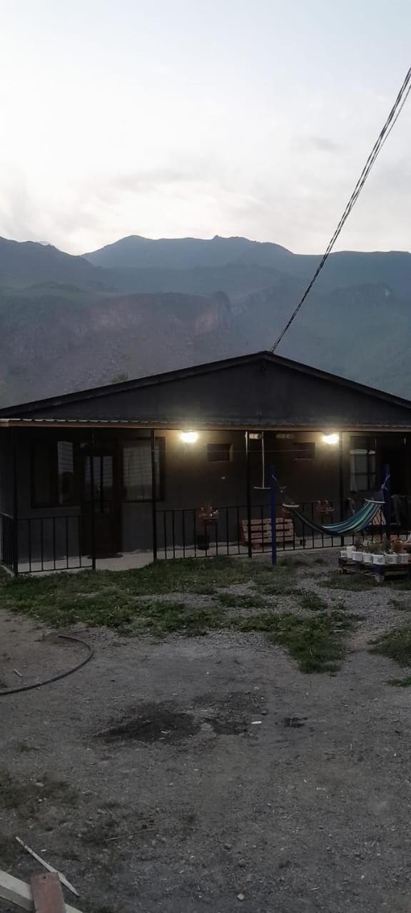 Hotel Nikolozi Kazbegi Esterno foto